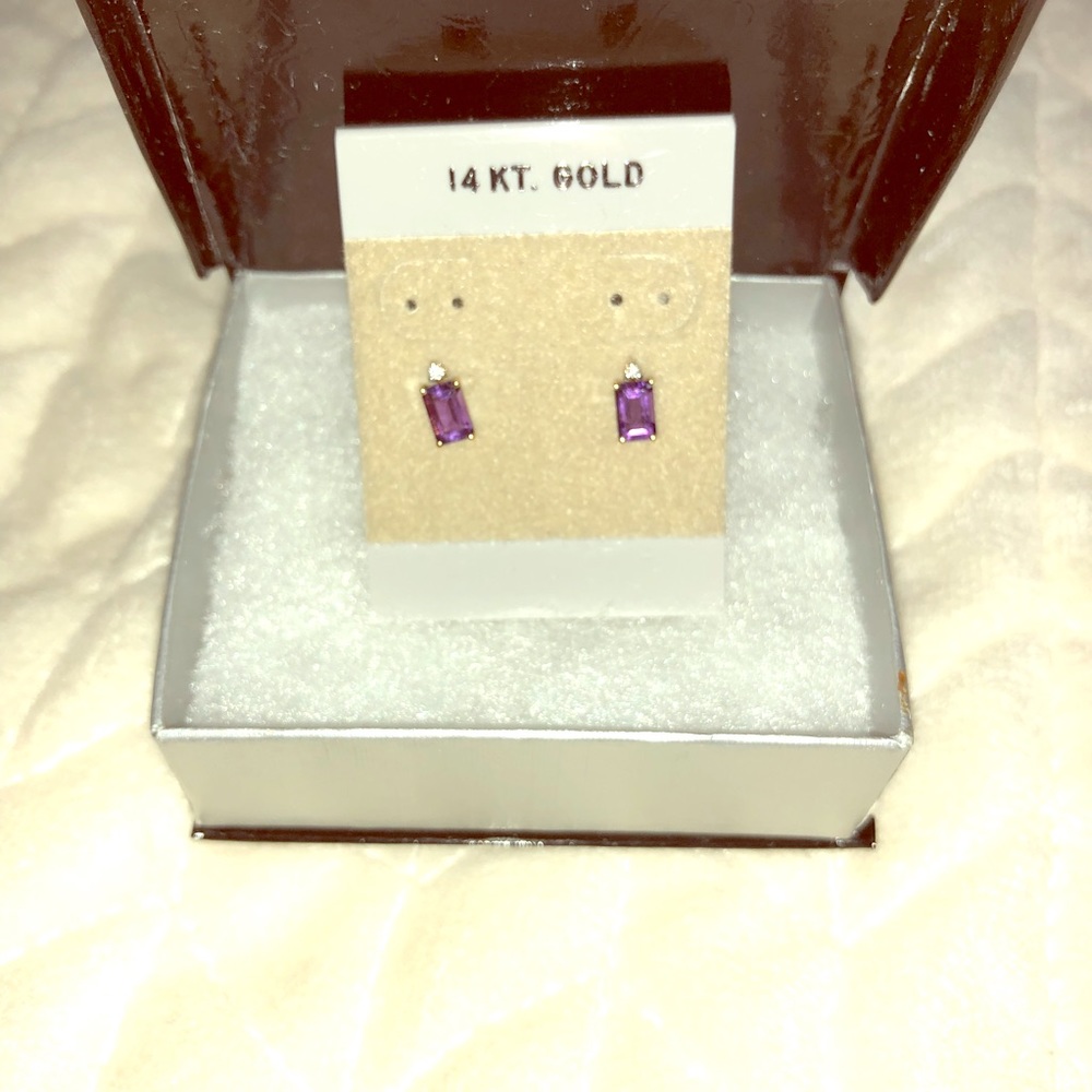 Amethyst Stud Earrings 14k Yellow Gold Post